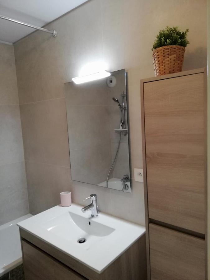Apartamento Vie De Famille Camiers Exterior foto
