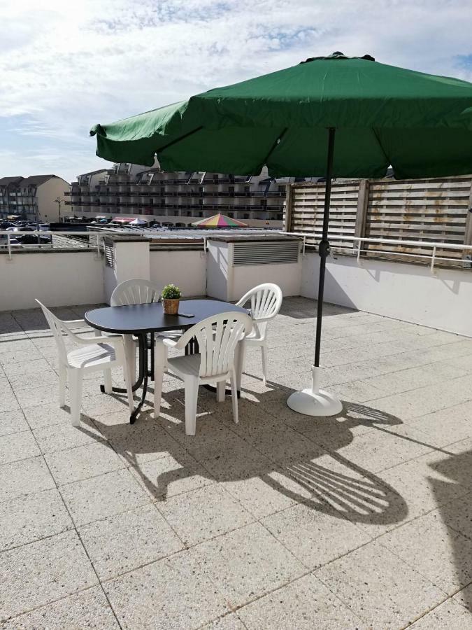 Apartamento Vie De Famille Camiers Exterior foto