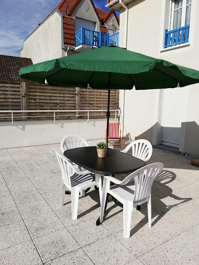 Apartamento Vie De Famille Camiers Exterior foto